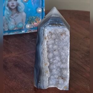 Druzy Agate Tower